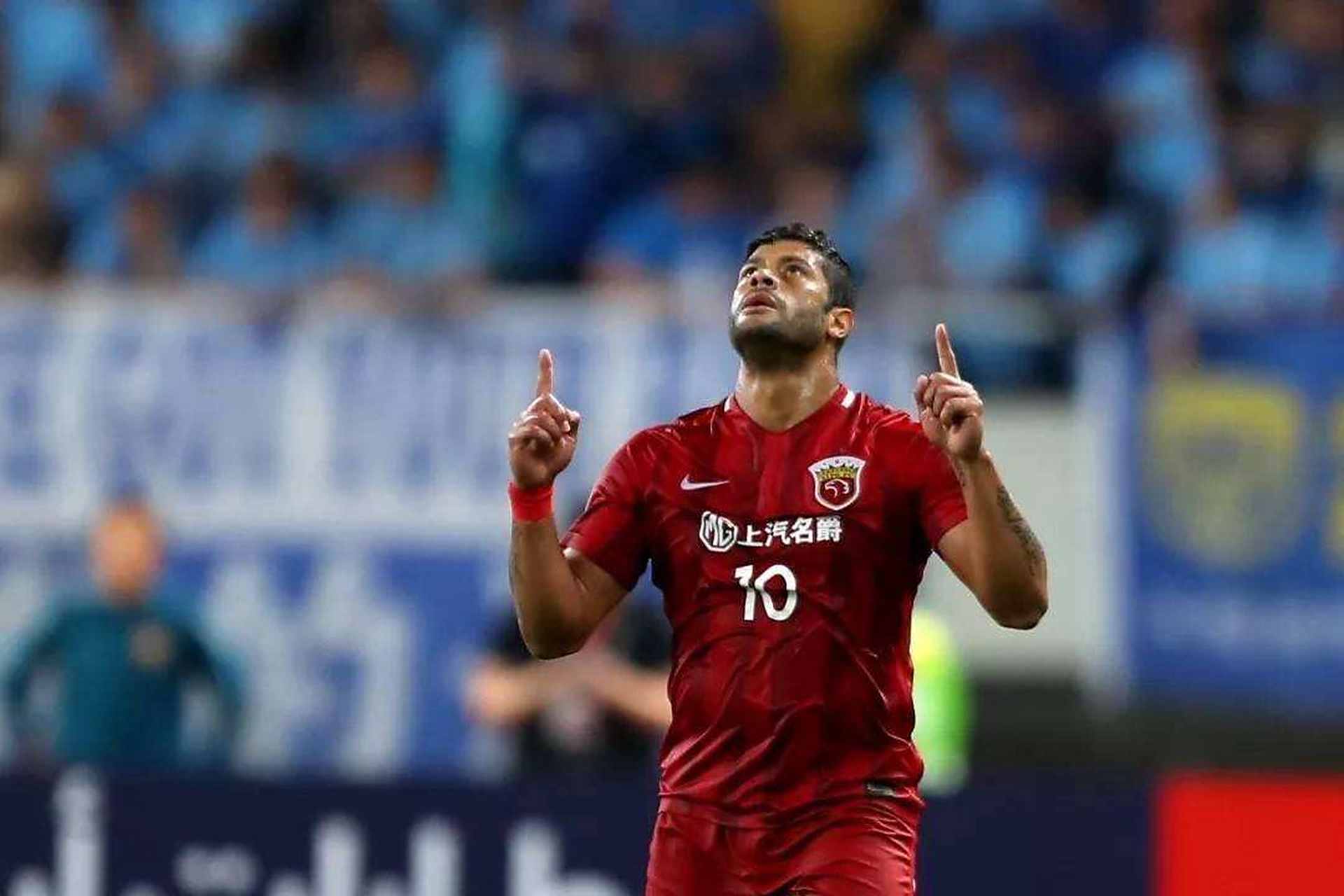 aoa体育视频-青岛黄海成功击败对手，赢得宝贵分的简单介绍