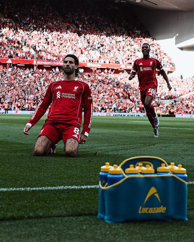 利物浦连胜,在英格兰联赛中处于领先位置 利物浦连胜,在英格兰联赛中处于领先位置