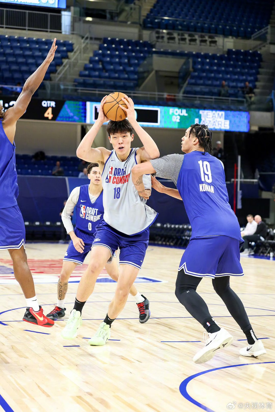 aoa体育教练-篮球职业联赛表现不俗，球员实力逐渐展现的简单介绍