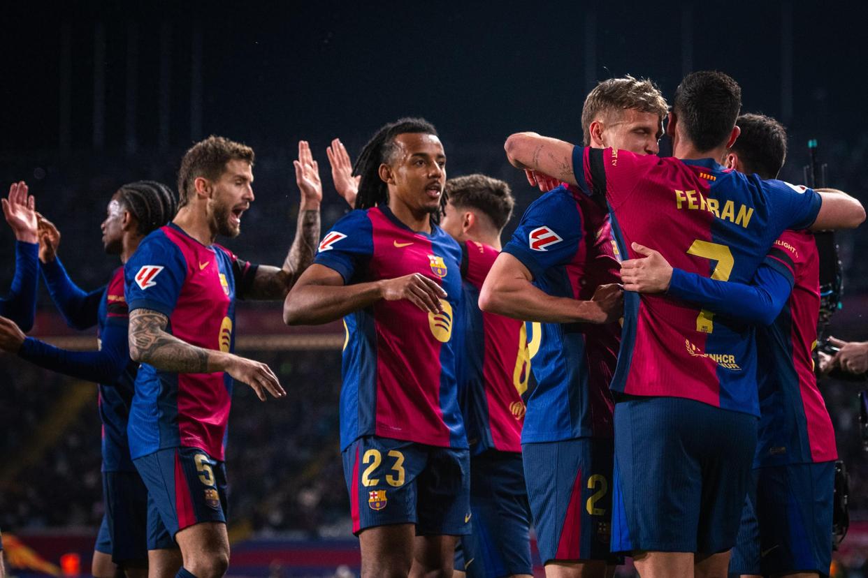 巴萨主场碾压对手,保住对榜首的追赶的简单介绍 巴萨主场碾压对手,保住对榜首的追赶的简单介绍