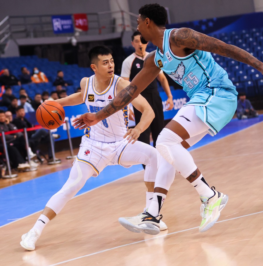 包含山西汾酒队遇困难,球队管理层展开内部调整的词条 包含山西汾酒队遇困难,球队管理层展开内部调整的词条